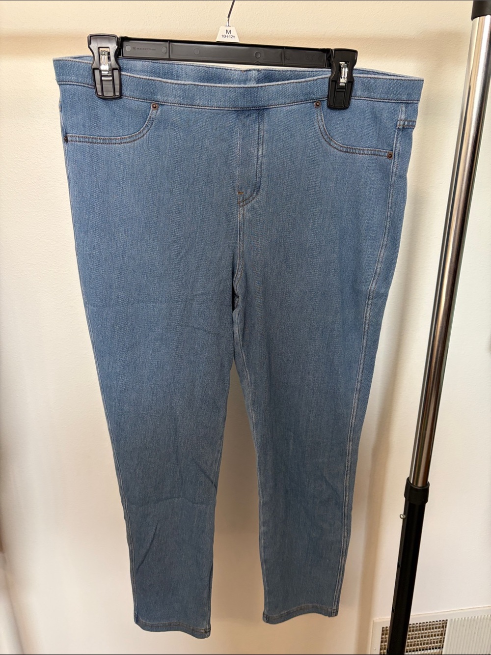 Simply Vera Wang ankle denim jeggings light blue wash